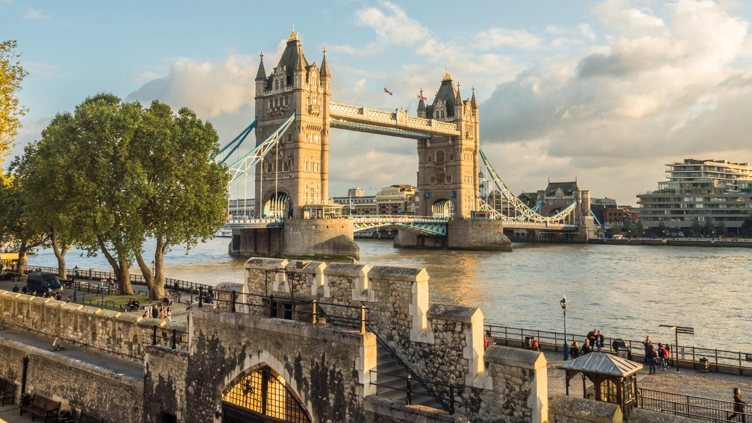 East London areas covered for automatic driving lessons