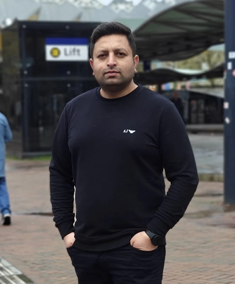 Zeshan, DVSA approved automatic driving instructor